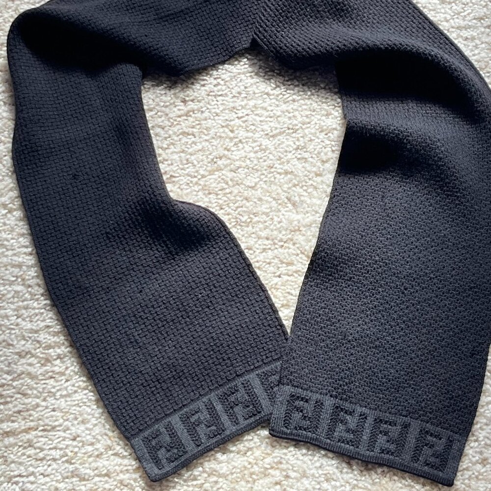 EUC Fendi Wool Scarf Black w/ Grey Zucca FF